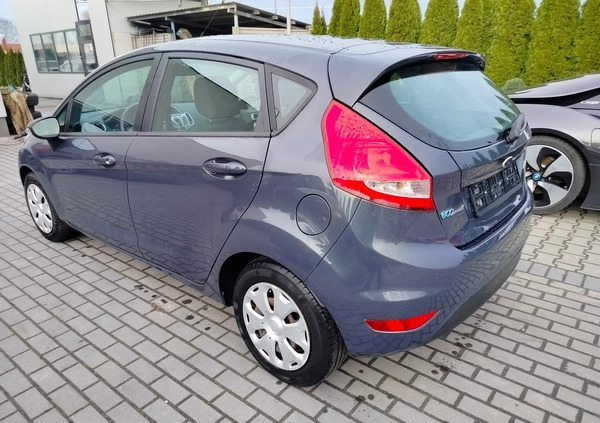 Ford Fiesta cena 16900 przebieg: 150000, rok produkcji 2011 z Opalenica małe 46